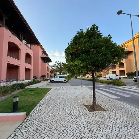 T2 Boulevard